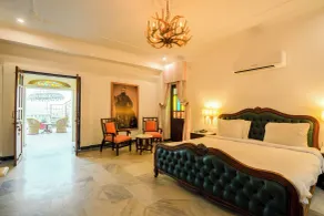 Medieval Forts, Kalwar, Jaipur - Rum