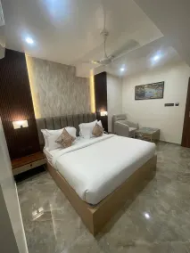 Light House Suite Hubli - Rom