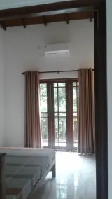 White House Family Stay - Room
