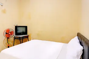 Hotel O Toyo Homestay Syariah - Room