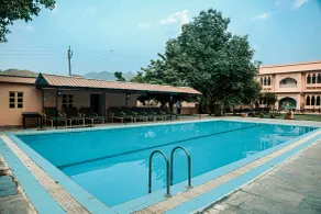 Ranakpur Hill Resort - Piscina