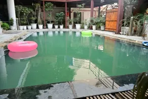 V Hotel TSSG near Delhi IGI Airport - Piscine