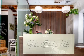 Plaza Boutique Hotel - Reception
