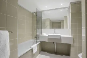Mantra Chatswood - Bathroom