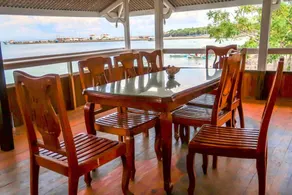 Phinisi Hostel Bira - Restaurant