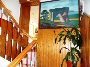 D. Carlos Residencial - Interior entrance