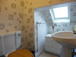 Kirk Lea - Baño