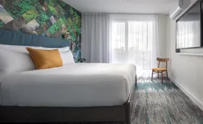 Canvas Moncton, Tapestry Collection by Hilton - Chambre