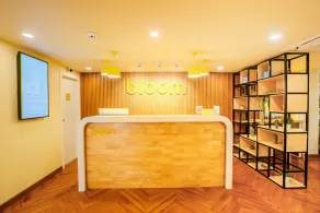 Bloom Hotel - Medicity Gurugram - Reception