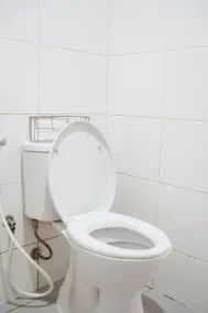 UROOMS Tanah Abang - Badeværelse
