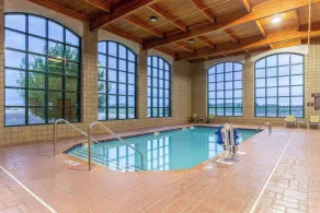Holiday Inn Express & Suites Cedar Falls - Waterloo by IHG - Pool