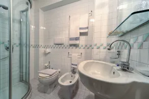 Hotel Ambasciatori - Banheiro