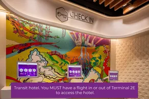 YOTELAIR Paris CDG - Transit Hotel - Terminal 2E - Hall