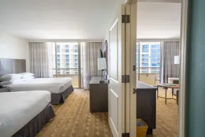 Embassy Suites by Hilton Waikiki Beach Walk - Chambre