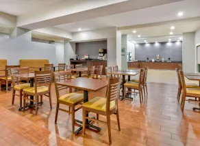 Wingate by Wyndham Longview North - Restaurant