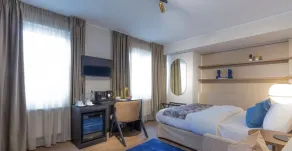 Delphi Hotel & Restaurant - Room