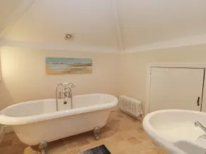 Wyke Lodge Cottage, STAINTONDALE - Casa de banho