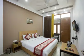 Hotel Surya Palace By Aura - Camera