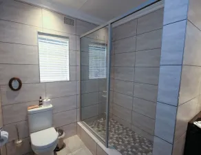 Elephant Country Guest House - Badezimmer