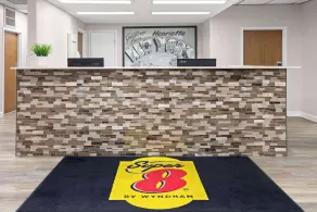 Super 8 by Wyndham Henrietta/Rochester Area - Hall