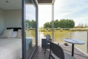 Riverside Exclusive Retreat - Room