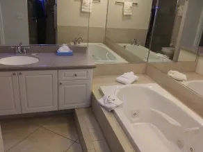 Grand Lake Resort - Bad