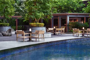 JW Marriott Hotel Kolkata - Piscina