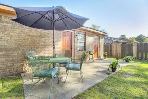 Patio for Al Fresco Dining: Home in Hinesville! - Interiør