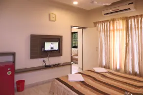 Hotel Shreyas - Room