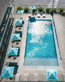 Surf House - Piscina