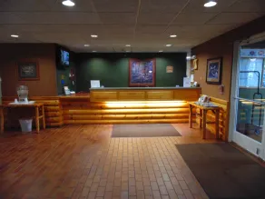 American Inn and Suites Houghton Lake - Rezeption