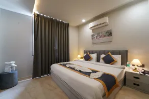 Tushar Group of Hotels - Polo Inn Sez - Chambre