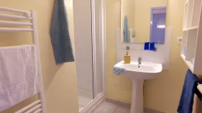 VVF Village Liberté Lagrand - Salle de bain