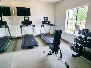Comfort Suites Ardmore - Treningsfasiliteter