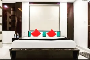 Hotel Komal Palace Anand Nagar - Room