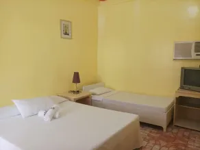 M&E Guesthouse - Habitación