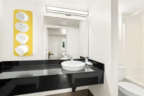 Studio 6 Suites Carpinteria, CA–Santa Barbara - South - Salle de bain