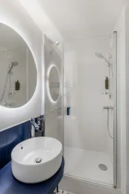 Ibis Budapest Centrum - Bathroom