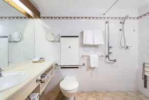 Adelaide Inn - Bathroom