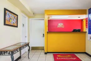 Econo Lodge Research Triangle Park - Hall