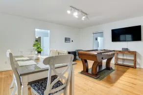 Spacious Chicago Group Home! Walk to Train & Eats - Interiør