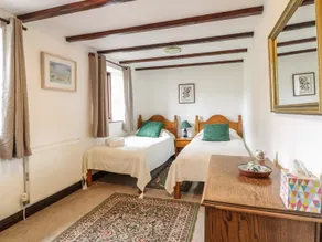 Brunnion House - Room