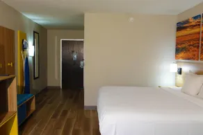 Days Inn by Wyndham Norman - Chambre