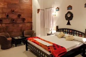 Kesar Heritage A Hybrid Home Stay - Room