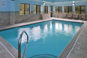 Holiday Inn Express Hotel & Suites Youngstown - North Lima/Boardman by IHG - Basseng