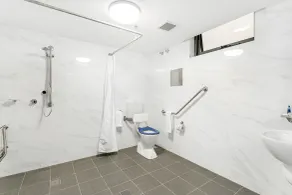 Quality Inn Sunshine Haberfield - Bathroom