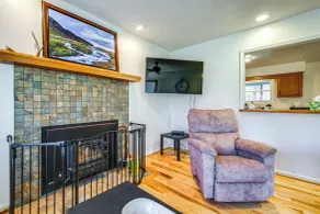 Pet-friendly Roanoke Home w/ Fire Pit + Grill! - Interior