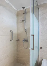 Athenian Riviera Sea View Penthouse - Bad