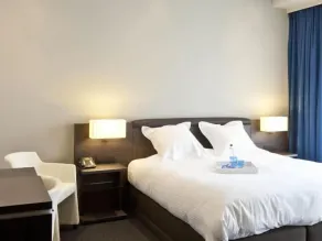 Blue Woods Hotel - Deerlijk - Zimmer