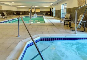 Grand Hotel at Bridgeport - Pool